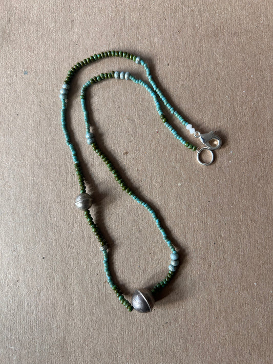 Navajo Pearl & Green Necklace
